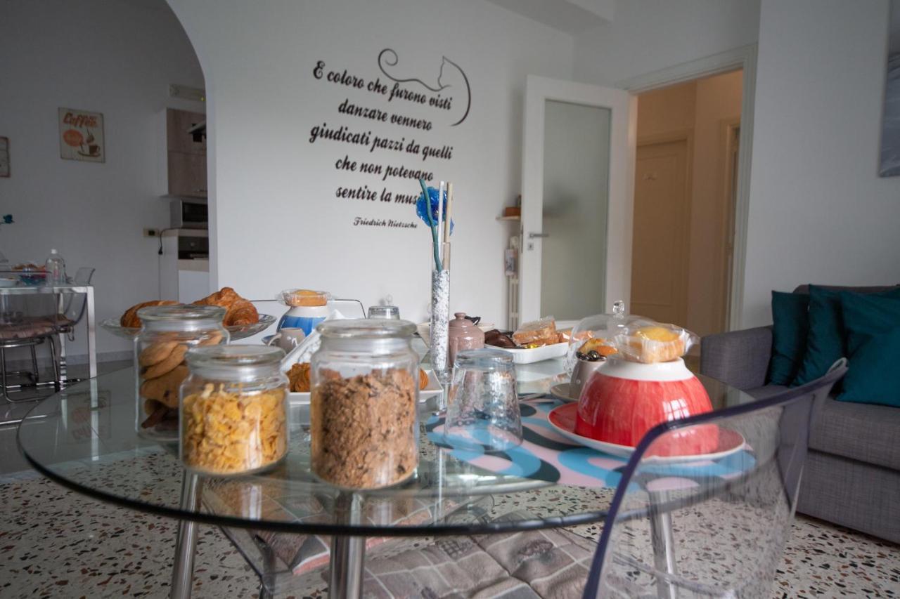 Casa Luisa Acomodação com café da manhã Salerno Exterior foto